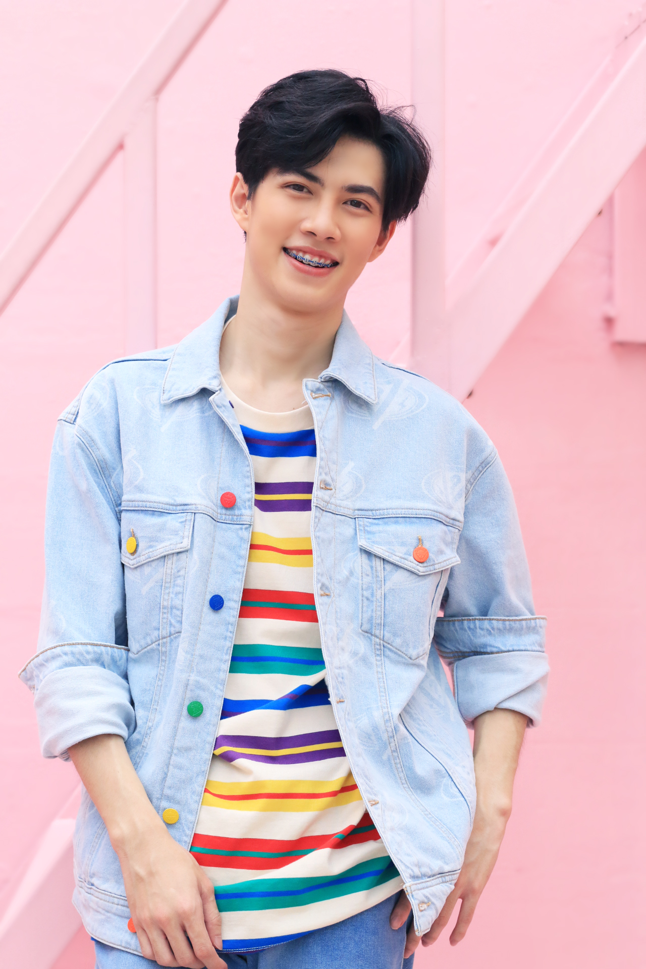 เบนซ์ ณัฐพงศ์ หล่อ