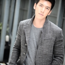 เฟิสท์-เอกพงศ์-หล่อ