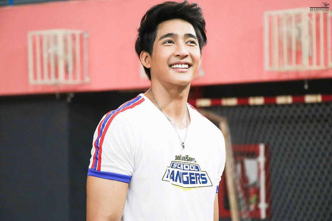 เอิร์ท-พิรพัฒน์ หล่อ