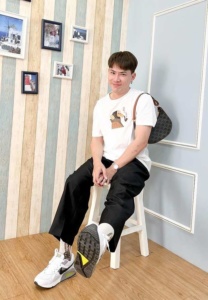 เอม วิทวัส