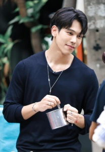 ตรี-ภรภัทร-แบดบอย