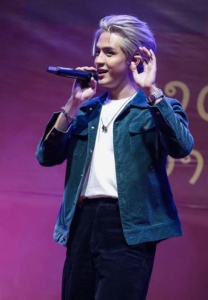 ฟิล์ม-ธนภัทร-ร้องเพลง