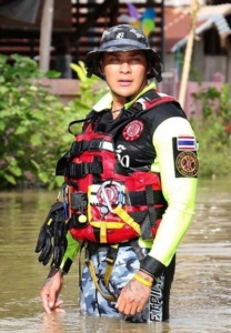 แทค-ภรัณยู-จิตอาสา