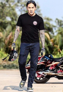 แทค-ภรัณยู-ทรงเท่