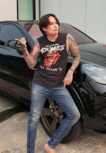 แทค-ภรัณยู-แทค