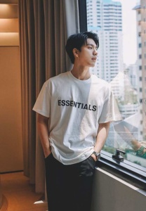 ไบร์ท-นรภัทร---ขาว ไบร์ท-นรภัทร---ขาว