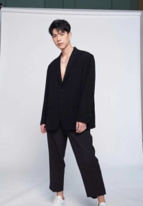 ไบร์ท-นรภัทร---สูท