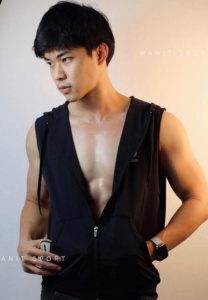 มิว-วนิชพงศ์-กล้ามแน่นเปรี๊ยะ