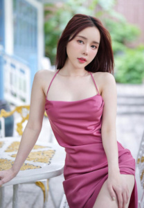 Justsamile-สวยสง่า