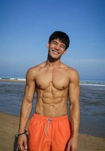 นัท-ณัฐพล-orange