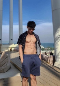 นัท-ณัฐพล-shirt