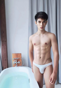 มาร์ค-ดาวเด่น