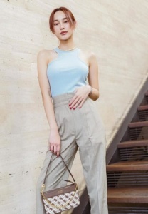 นาว-ทิสานาฏ-ดาราหุ่รดี