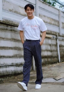 บอล-กัมมัญญ์-ดาราหล่อ