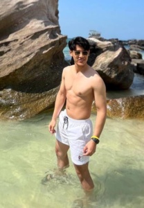 บอล-กัมมัญญ์-เล่นน้ำ