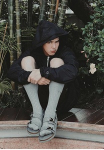 พีช-พชร-หล่อเกิน