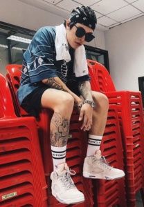 ป๊อก-ภัสสรกรณ์-ใส่แว่นดำ ป๊อก-ภัสสรกรณ์-ใส่แว่นดำ