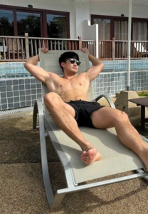 dewvy-winsome ดิว เดอะสตาร์-เท่