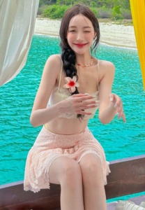 Influencer-pimmmmss-amiable