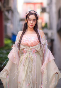 Megus-Pusita-Onlyfans-be-pretty