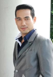 ตุ้ย-ธีรภัทร์-(8)