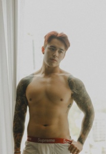 TITUS-LOW-020-Breathtaking