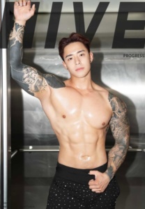 TITUS-LOW-035-Gorgeous